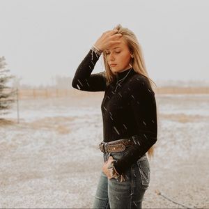 Meet your Posher, Marissa